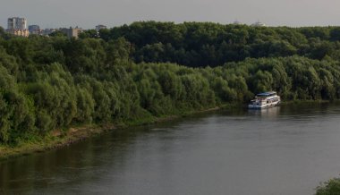 Üstten Desna Nehri görünüm