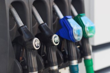 sütun tabanca yakıt ikmali