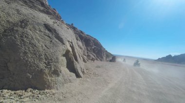 Mount Moses, en sık İncil Mount Sinai ile tanımlanır Sina Yarımadası'nda bir dağ..
