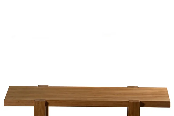 Leeg licht houten tafelblad isoleren op witte achtergrond, Laat ruimte voor plaatsing je achtergrond, — Stockfoto