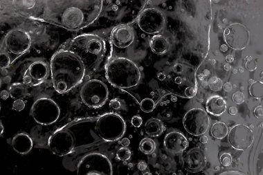 Baykal Gölü 'nün baloncuklu buz dokusu