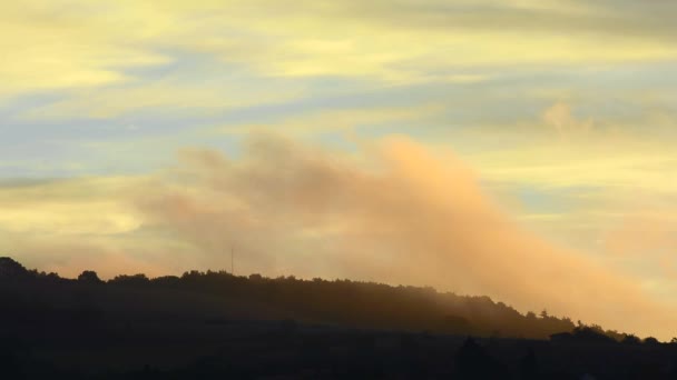 Clouds movement at sunrise in Beaujolais land, Oingt village — Stock Video