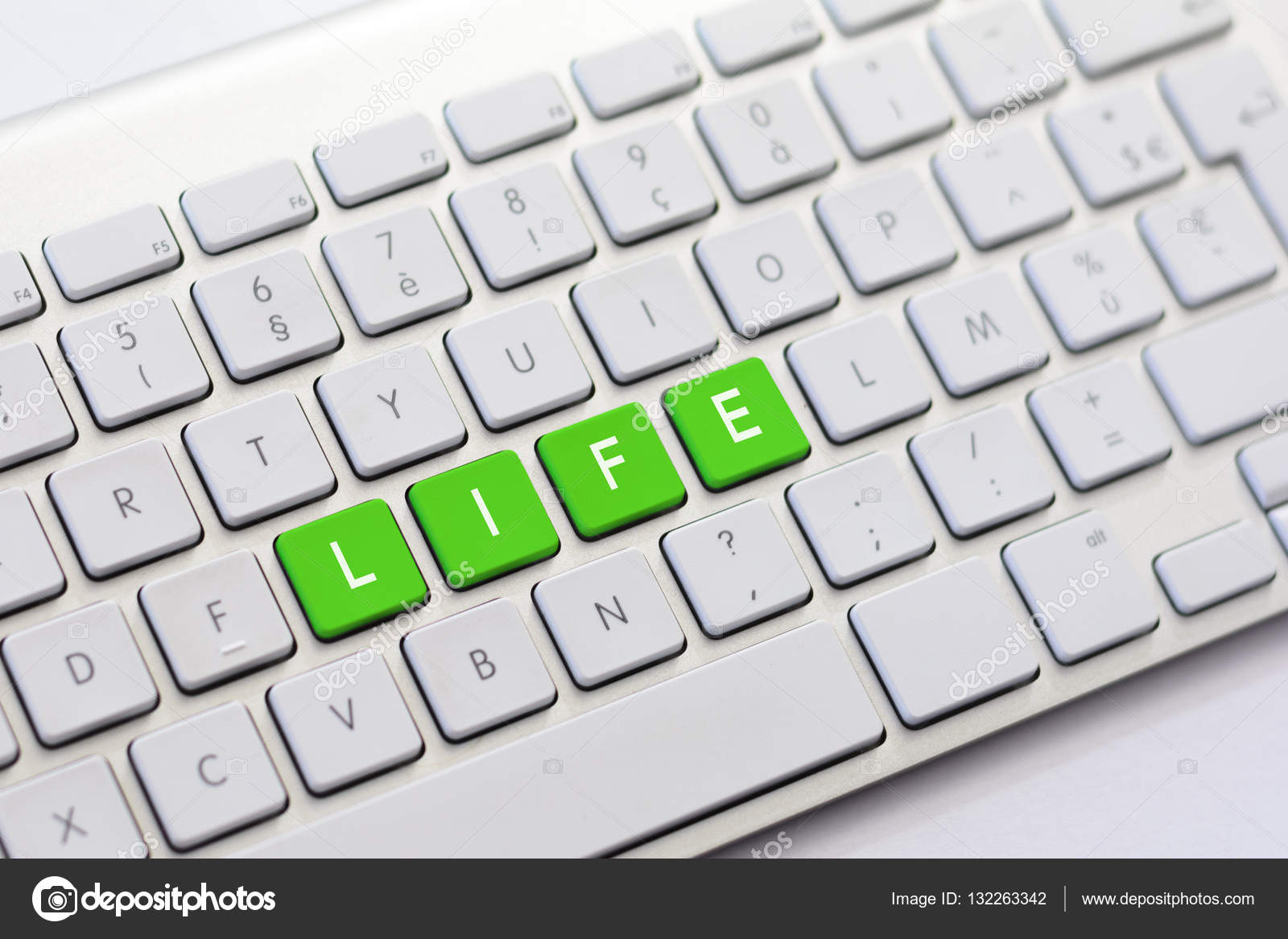 Život psaní na bílé klávesnice — Stock Fotografie © fontaineg974 #132263342