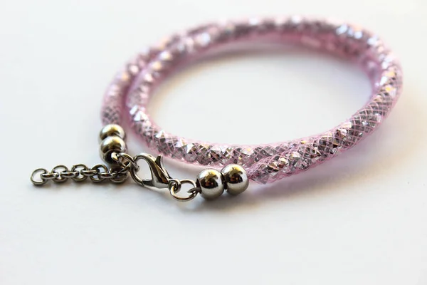 Yumuşak ışık ile pembe bileklik