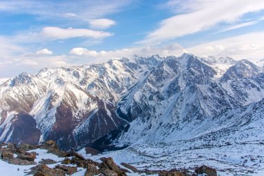 Harika bir dağ manzarası