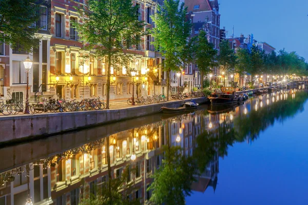 Amsterdam. City Canal at dawn. — Stock Photo, Image