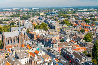 Utrecht. Şehrin havadan görünümü.