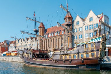Gdansk. Orta dolgu.
