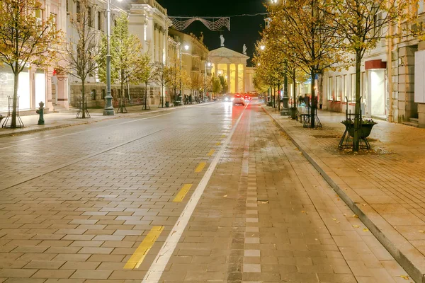 Vilnius. Calle de noche . — Foto de Stock