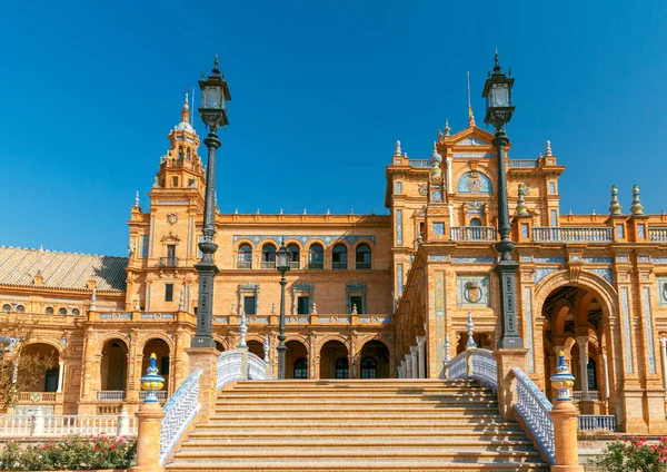 Seville. Španělské náměstí nebo Plaza de Espana. — Stock fotografie