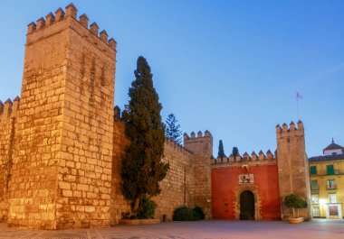 Sevilla. Lions Gate.