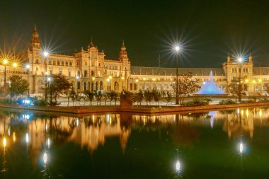 Seville. İspanyol Meydanı.