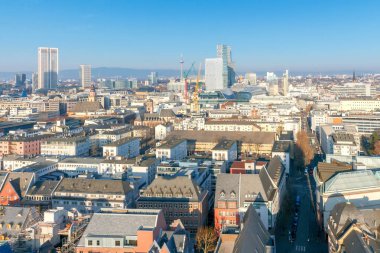 Frankfurt. Şehrin ortasından görüntülemek.