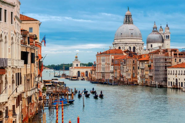 Venice. Church of Santa Maria della Salute. — Stock Photo, Image