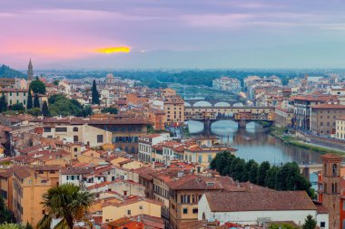 Floransa. Ponte Vecchio.