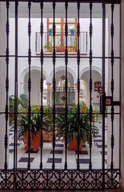 Geleneksel İspanyol veranda Cordoba.