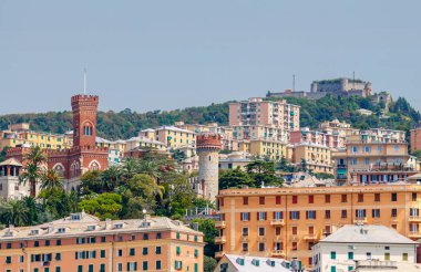 Cenova. Eski çeyrek.