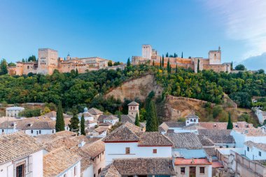 Granada. Kale ve Sarayı karmaşık Alhambra.