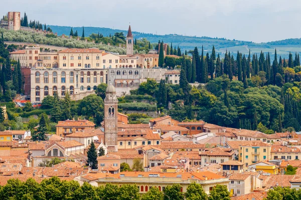 Verona. San Leonardo-Hügel. — Stockfoto