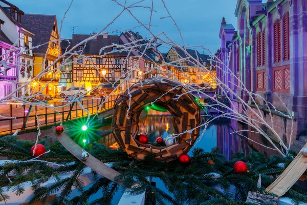 Französische Stadt Colmar an Heiligabend. — Stockfoto