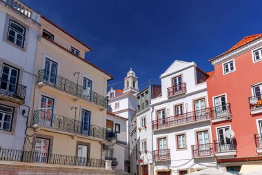 Lisbon. Eski sokaklar.