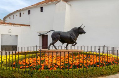 Ronda. Arenada boğa güreşi için.