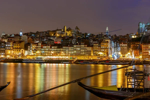 Porto. Quay w nocy. — Zdjęcie stockowe