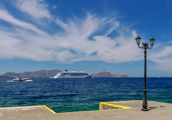 Fira. View of the old harbor. — Stock Photo, Image