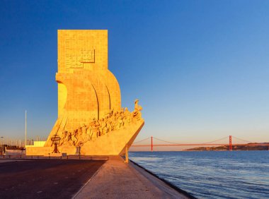 Lisbon. Kaşiflerinden anıt.