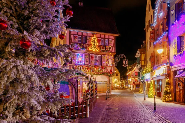 Französische Stadt Colmar an Heiligabend. — Stockfoto