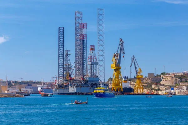 Valletta. Eski liman ve liman.