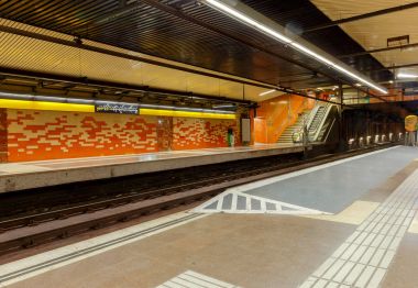 Barcelona. Metro İstasyonu.
