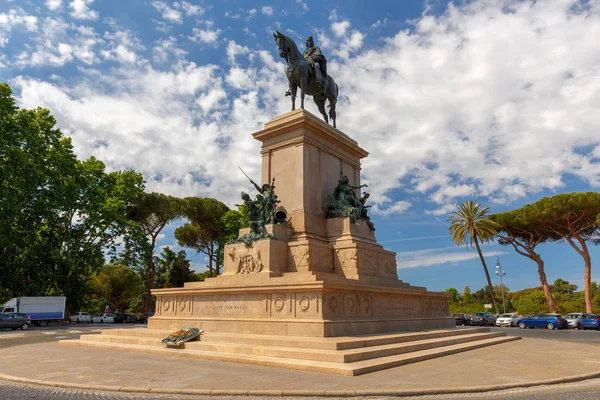 Roma. Monumento a Garibaldi . — Fotografia de Stock