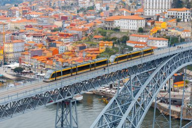 Porto. Şehrin havadan görünümü.