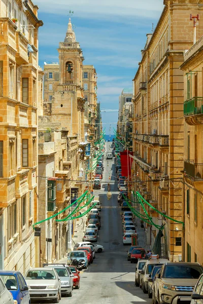 Valletta. Old medieval street. — Stock Photo, Image