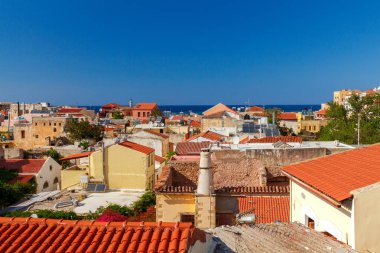 Chania. Şehrin havadan görünümü.