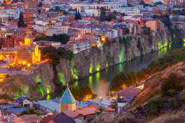 Tbilisi. Pohled na město v noci. — Stock fotografie