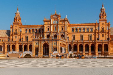 Seville. İspanyolca kare ya da Plaza de Espana.