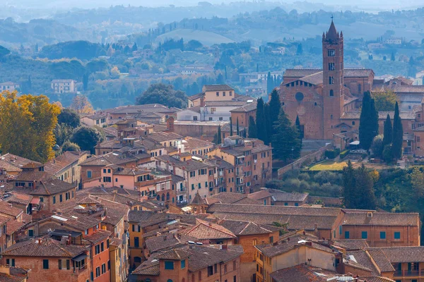 Siena. Luftaufnahme der Stadt. — Stockfoto