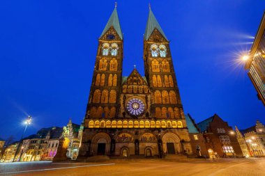 Bremen. Merkezi Pazar Meydanı. Bremen Katedrali.