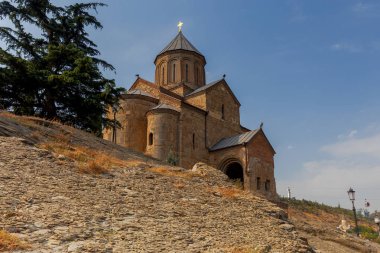 Tbilisi. Metekhi Kilisesi.