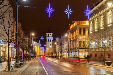 Vilnius. Umudu Gedemin gece.