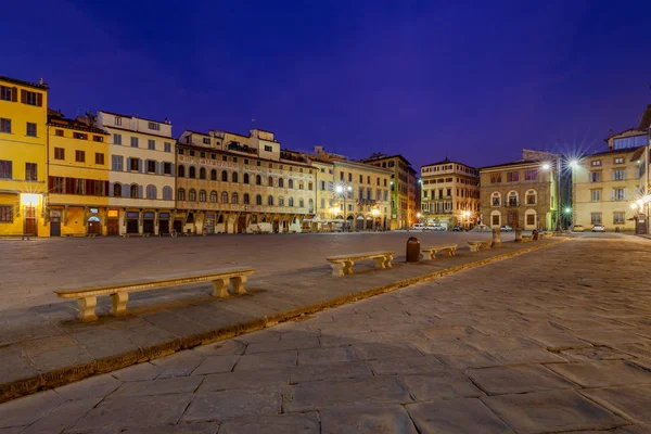 Флоренції. Площа Святого Хреста вночі. — стокове фото