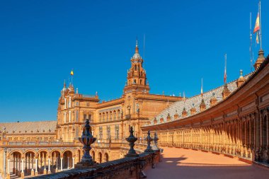 Seville. İspanyolca kare ya da Plaza de Espana.