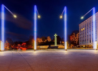 Tallinn. Özgürlük Meydanı.