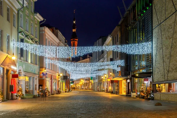 Tallinn. Viru Street at night.