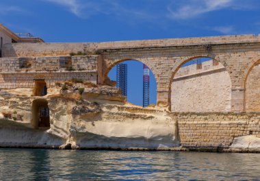 Valletta. Eski liman ve liman.