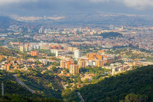 Barcelona. Vista aérea da cidade . — Fotografia de Stock