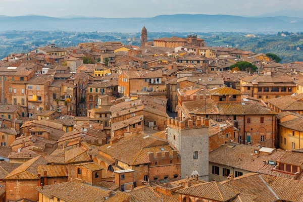 Siena. A légi felvétel a város. — Stock Fotó