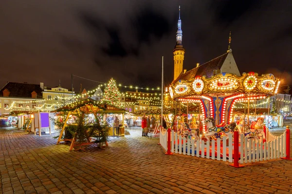 Tallinn. Town Hall Square at Christmas. — Stock Photo, Image